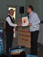 Klaus receives momentem from Rolf